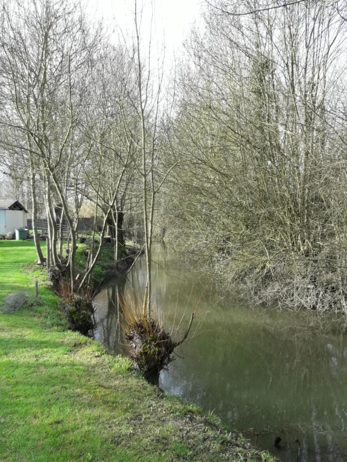 Le Logis De Lange Apt Les Aigrettes Saint-Hilaire-la-Palud エクステリア 写真