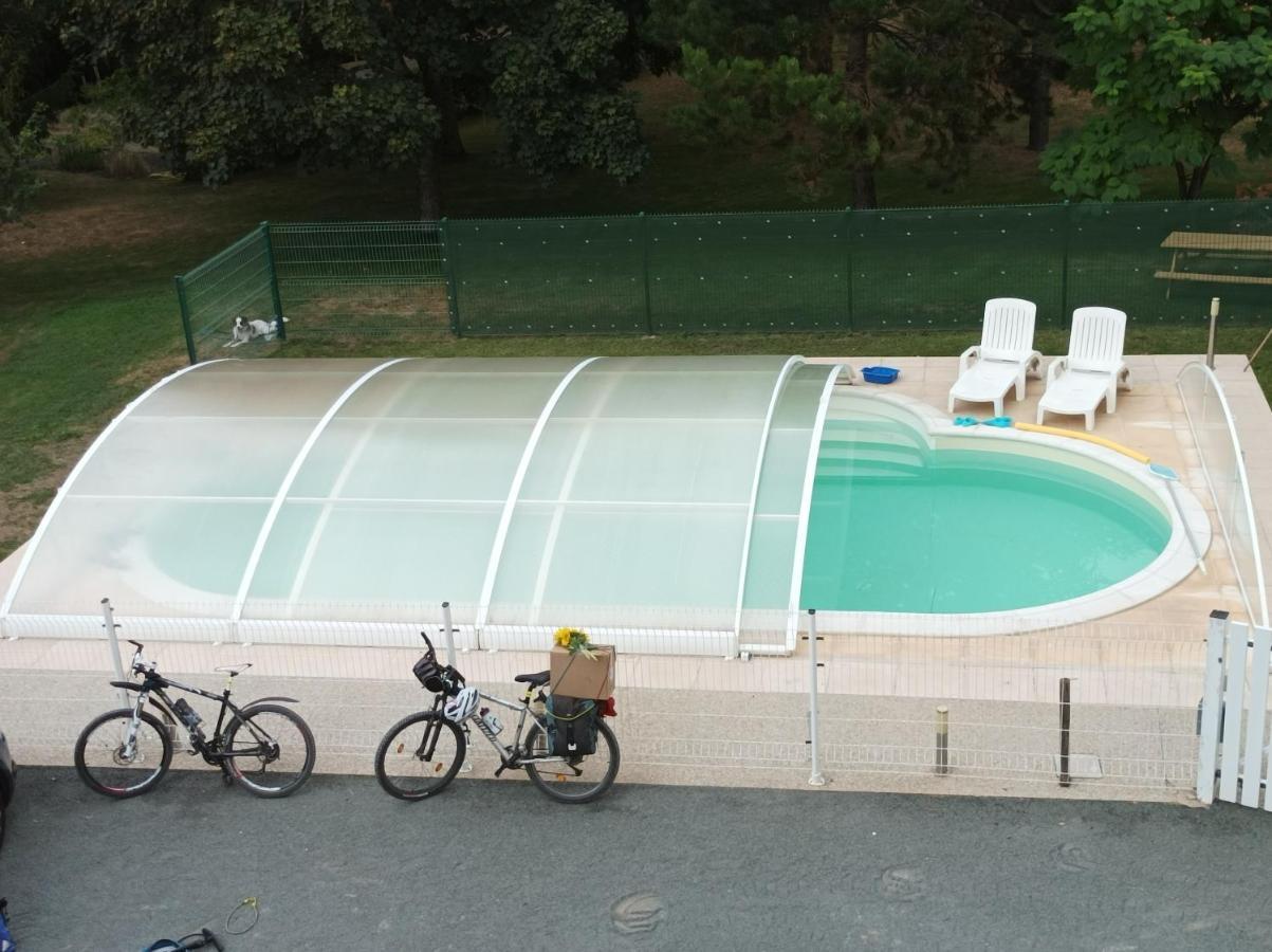 Le Logis De Lange Apt Les Aigrettes Saint-Hilaire-la-Palud エクステリア 写真